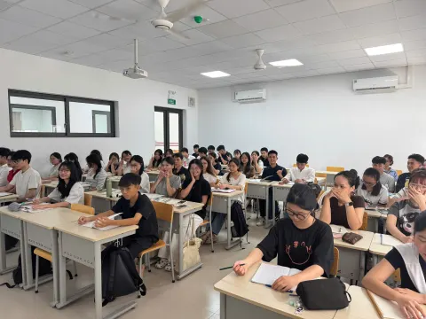 Thư viện ảnh Trung tâm Đăng Khoa