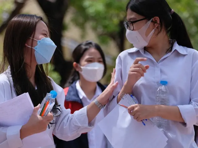 Các vị PHHS có con muốn thi vào chuyên cần biết?